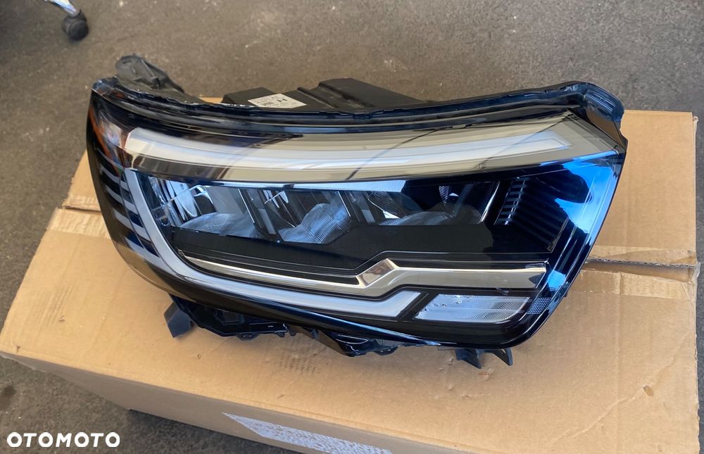 RENAULT KANGOO 3 III, IV 4  LAMPA PRZEDNIA PRAWA REFLEKTOR PRAWY PRZÓD FULL LED ledowy fullled 260103264R - 1