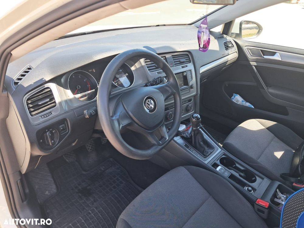 Volkswagen Golf 1.2 TSI BMT Trendline - 5