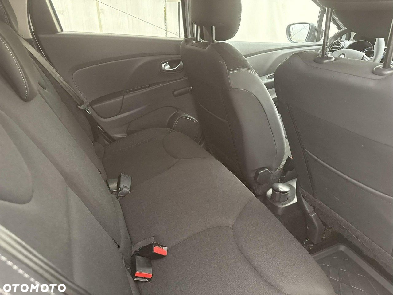 Renault Clio - 22