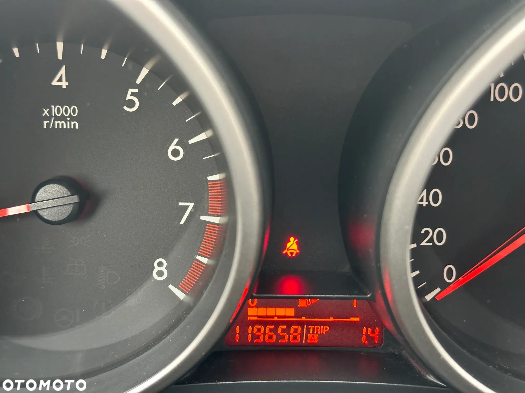 Mazda 3 2.0 Exclusive + - 4