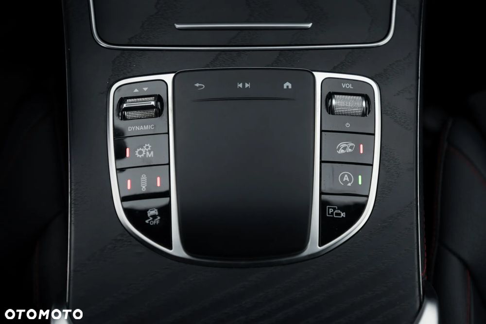 Mercedes-Benz GLC AMG 43 4Matic 9G-TRONIC - 24