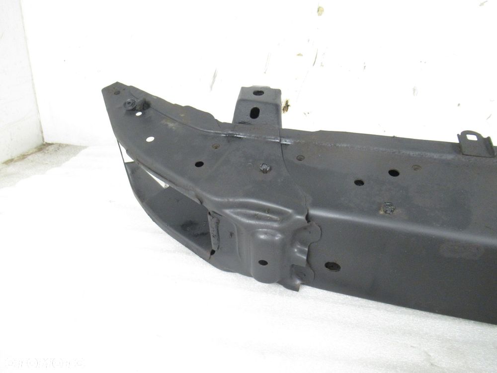 BELKA ZDERZAKA PRZÓD TOYOTA CELICA V T18 - 8