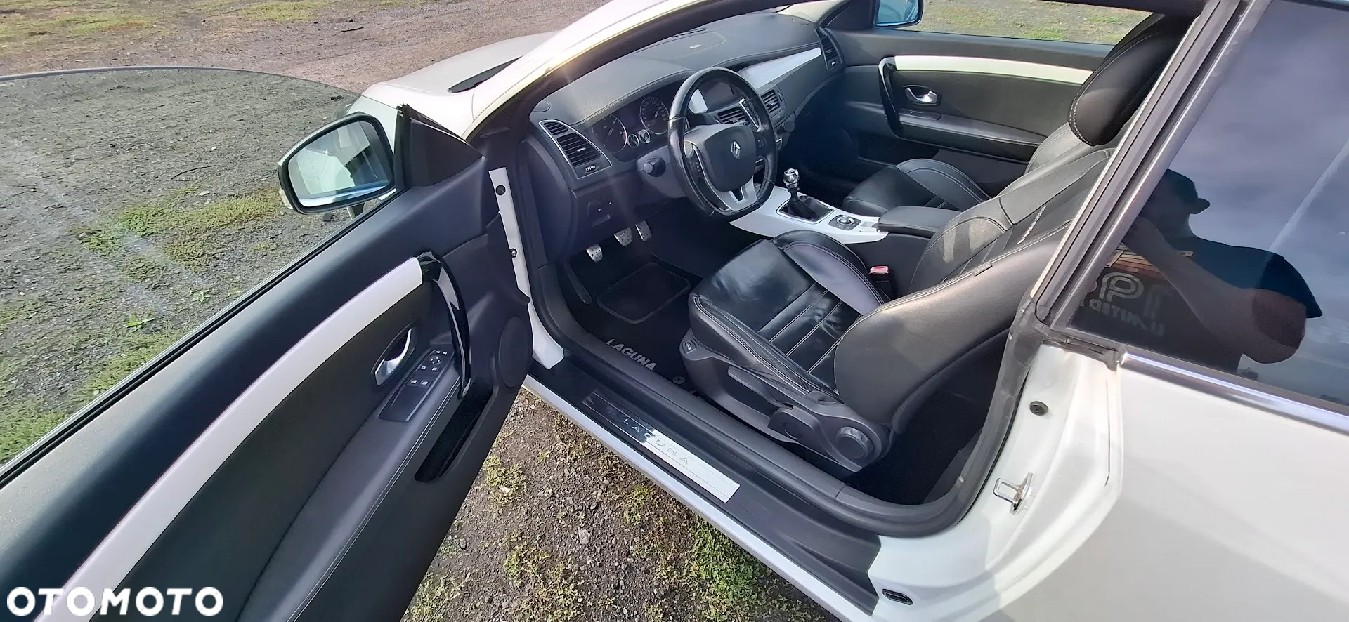 Renault Laguna 2.0 dCi Monaco GP2 - 16
