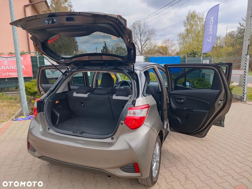 Toyota Yaris 1.0 Premium - 28