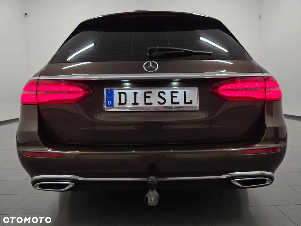 Mercedes-Benz Klasa E 220 d 9G-TRONIC AMG Line - 37