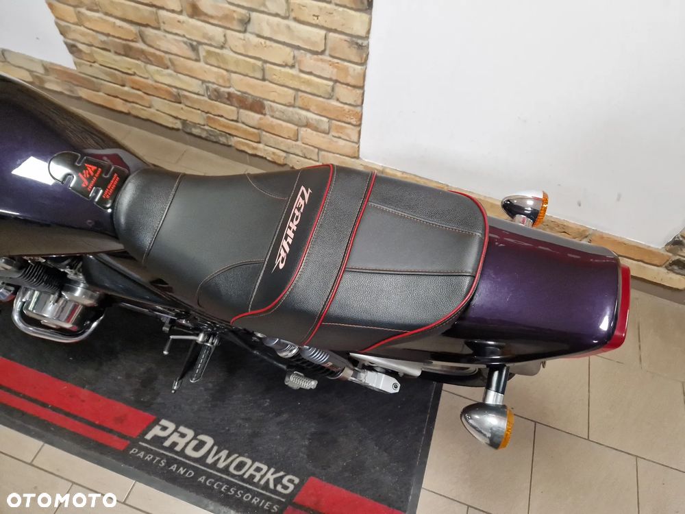 Kawasaki Zephyr - 21