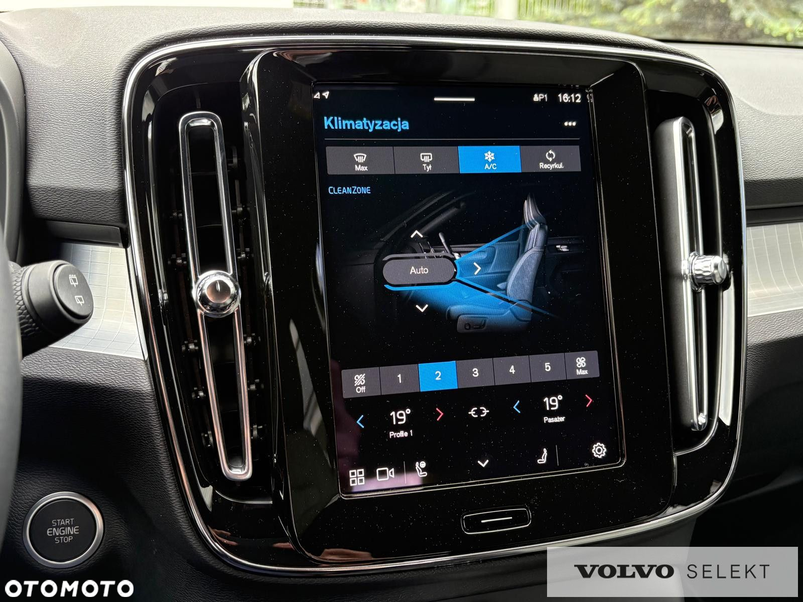Volvo XC 40 - 23