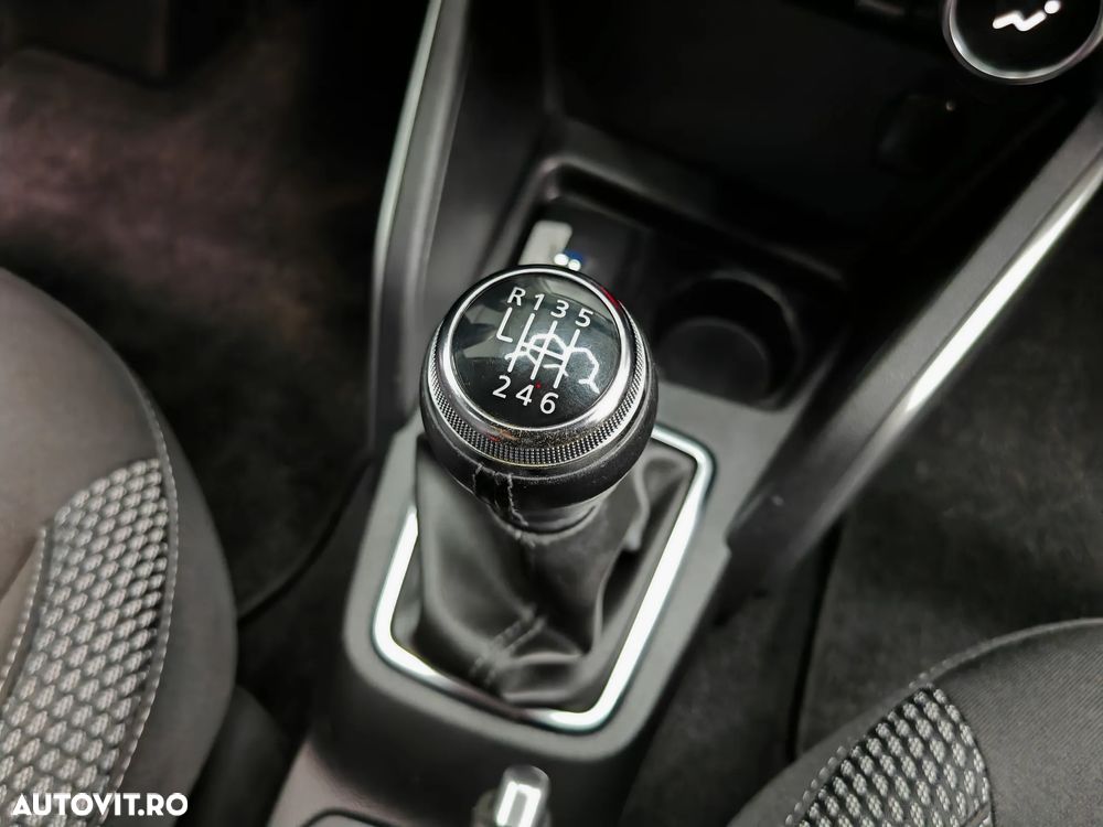 Dacia Duster TCe 150 GPF Prestige - 16