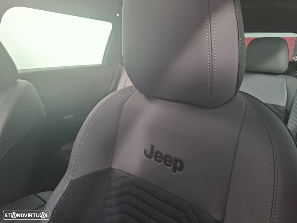 Jeep Compass 74 kWh Altitude - 4