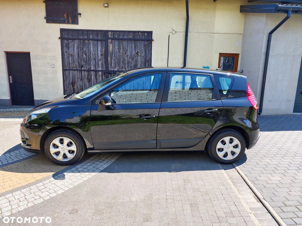 Renault Scenic 1.6 16V 110 Expression - 3