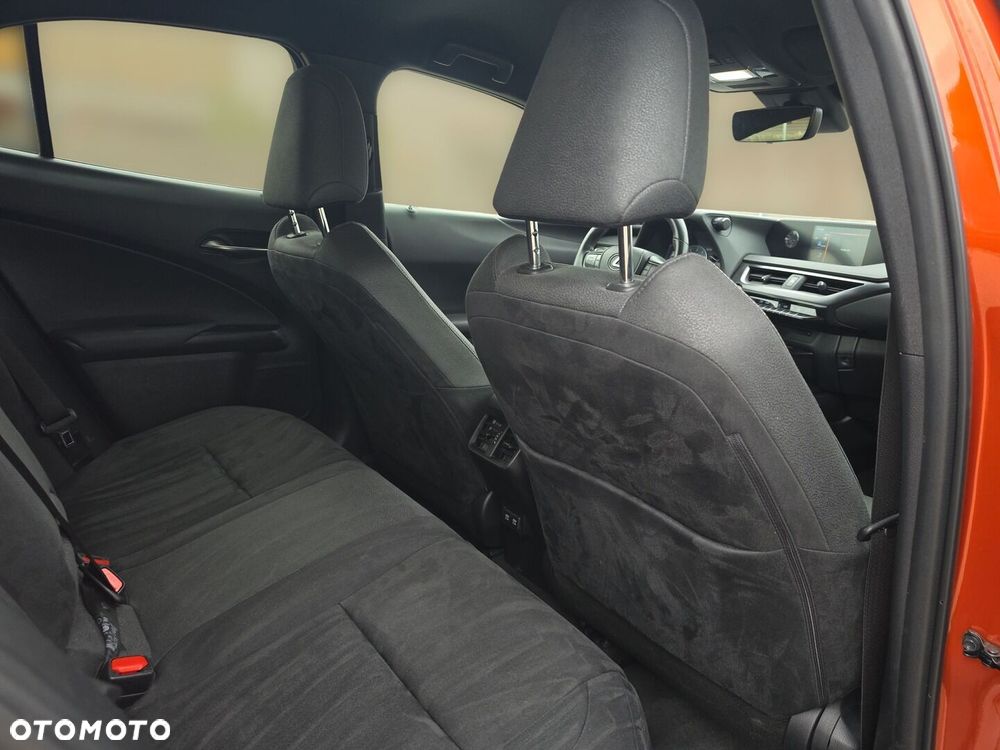 Lexus UX 250h GPF Business Edition 2WD - 29