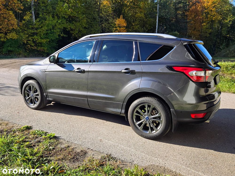 Ford Kuga 1.5 EcoBoost FWD Titanium ASS - 4
