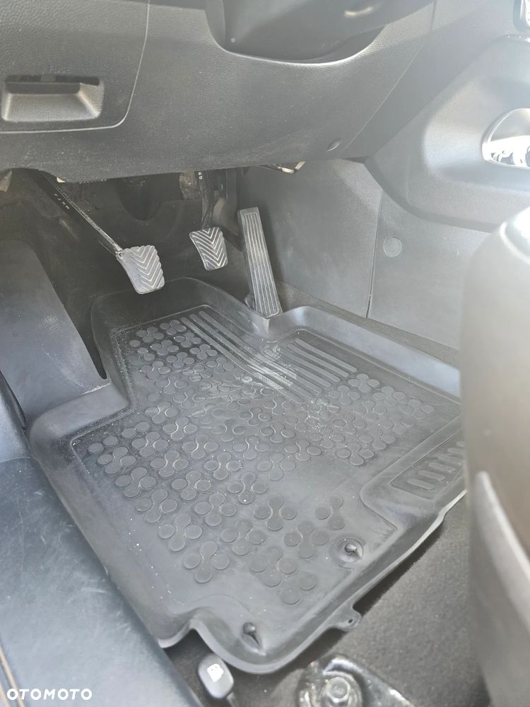 Hyundai ix35 2.0 2WD Comfort - 22