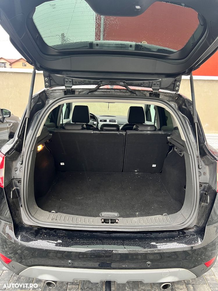 Ford Kuga 2.0 TDCi 4WD Powershift Titanium - 11