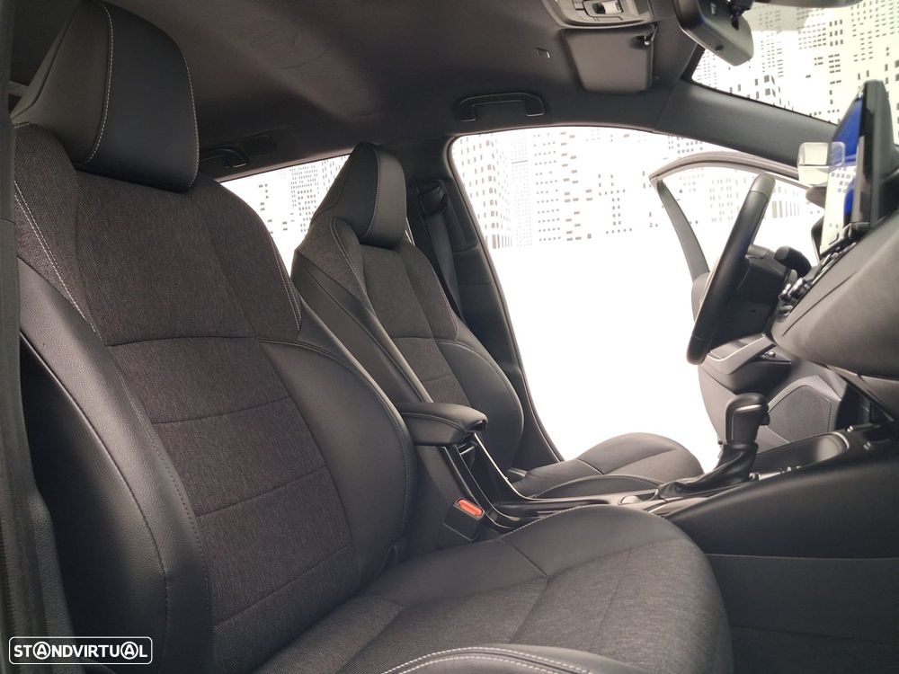 Toyota Corolla Touring Sports 1.8 Hybrid Comfort Plus - 16