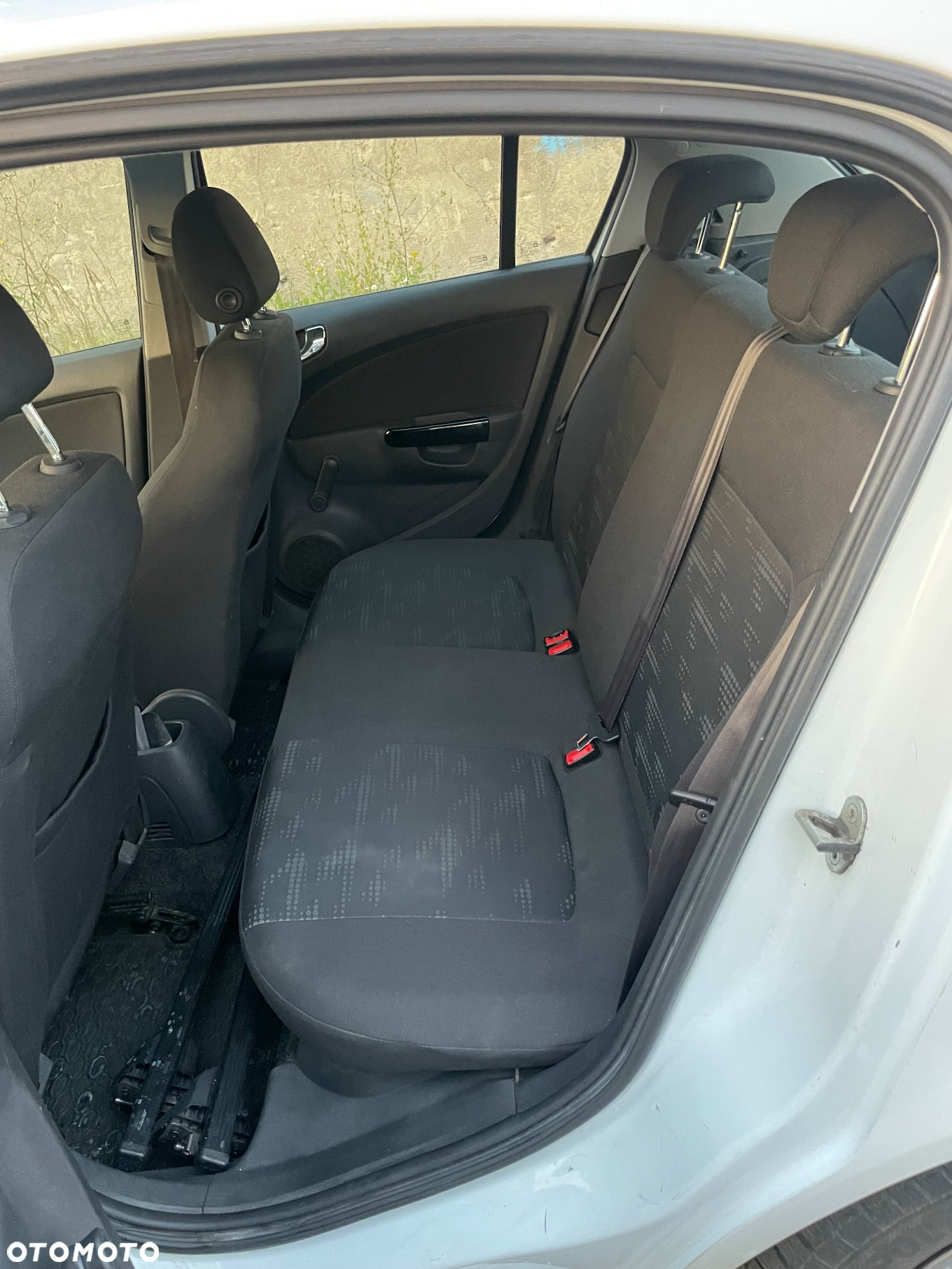 Opel Corsa - 10
