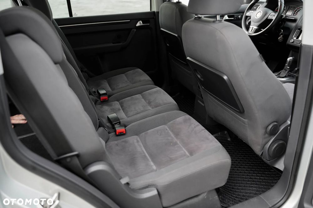 Volkswagen Touran 2.0 TDI DPF DSG R-Line Edition - 25