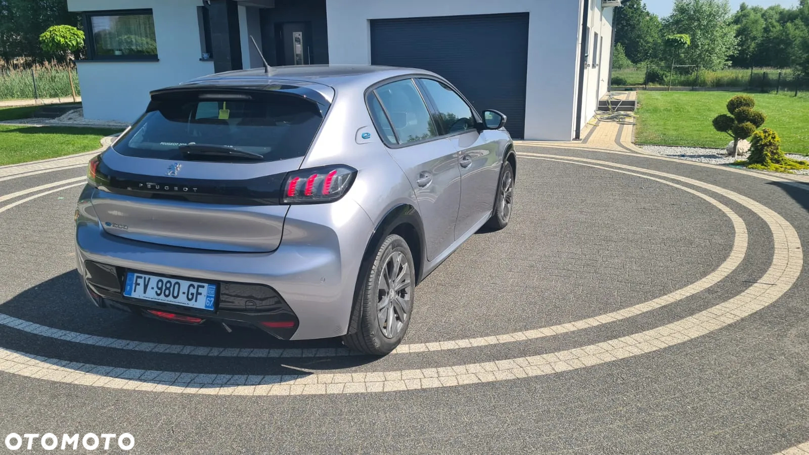 Peugeot 208 e-208 Allure - 5