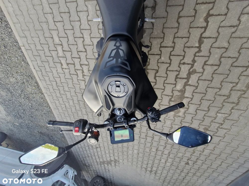 Yamaha MT - 9