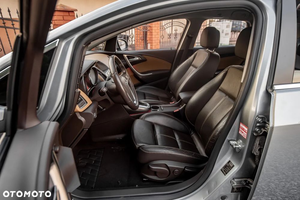 Opel Astra 1.6 Turbo Automatik Color Edition - 17