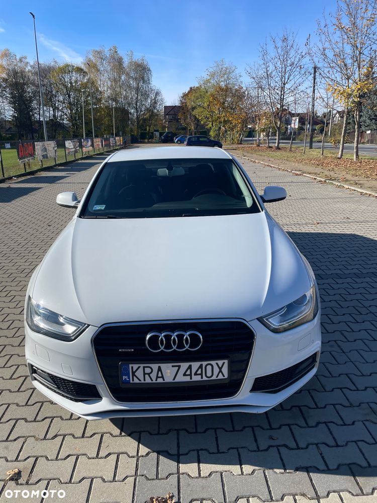 Audi A4 Limousine