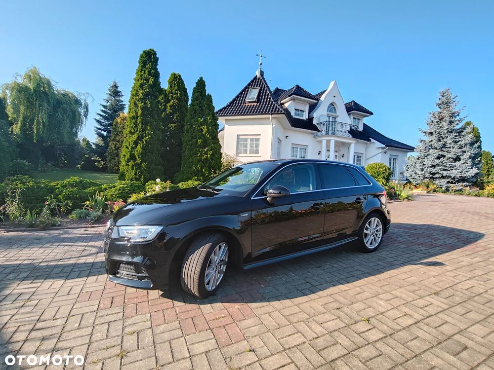 Audi A3 Sportback - 1