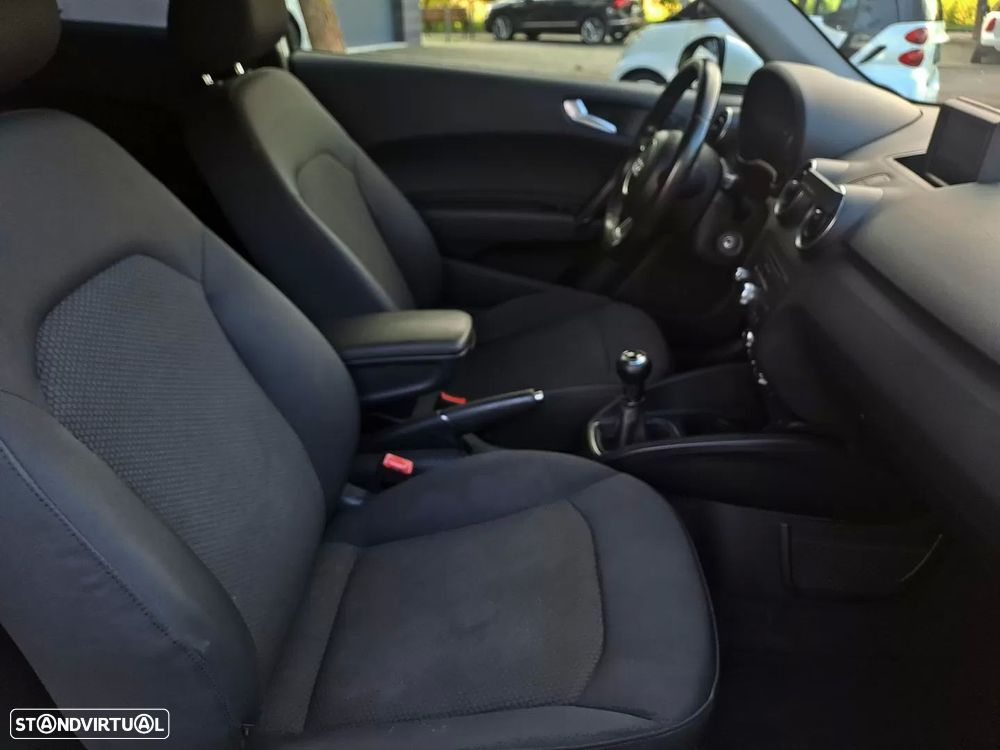 Audi A1 1.6 TDI Attraction - 25