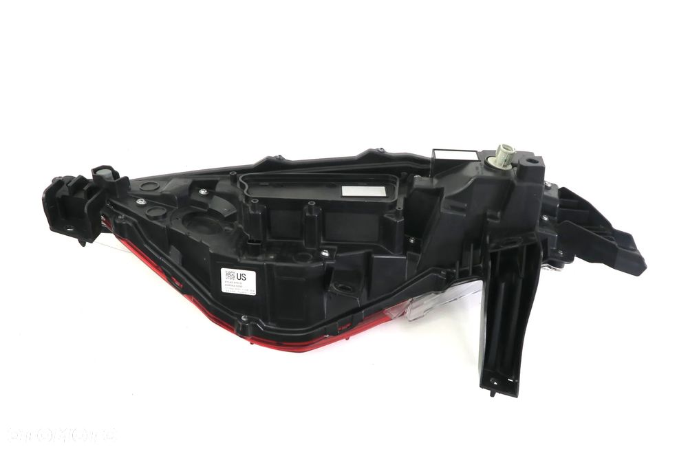 TOYOTA PRIUS 4 IV PRIME 2019 - 2022 lampa tył kierunkowskaz LED zderzak OE - 5