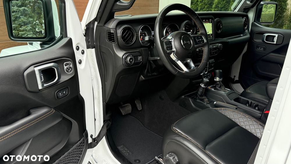 Jeep Wrangler - 31