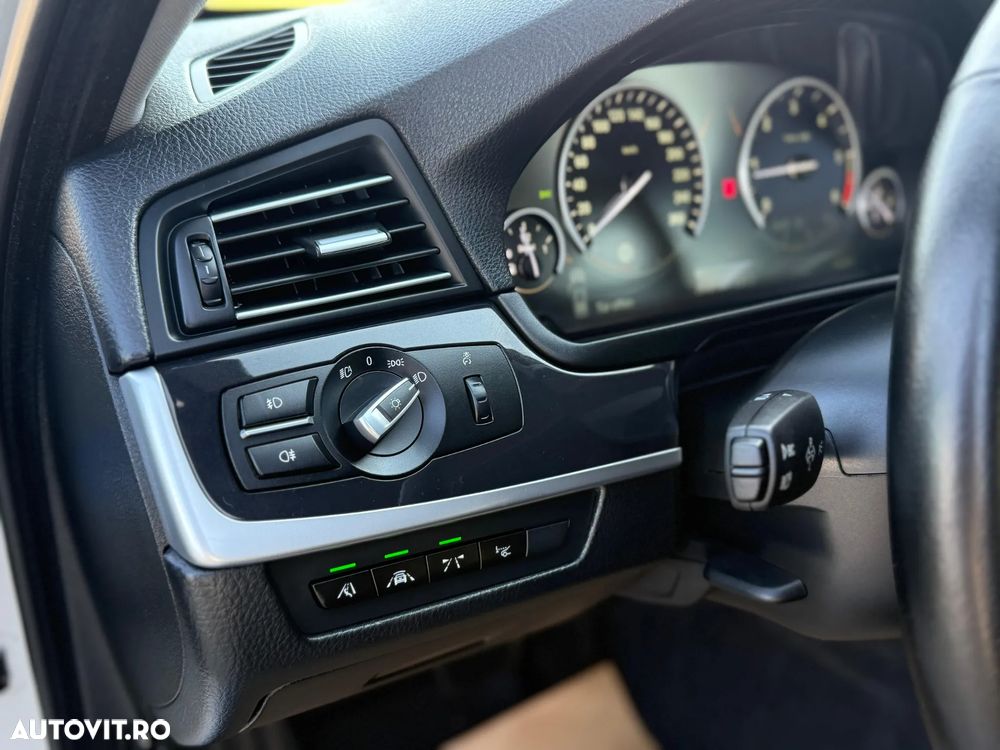 BMW Seria 5 520d Aut. - 19