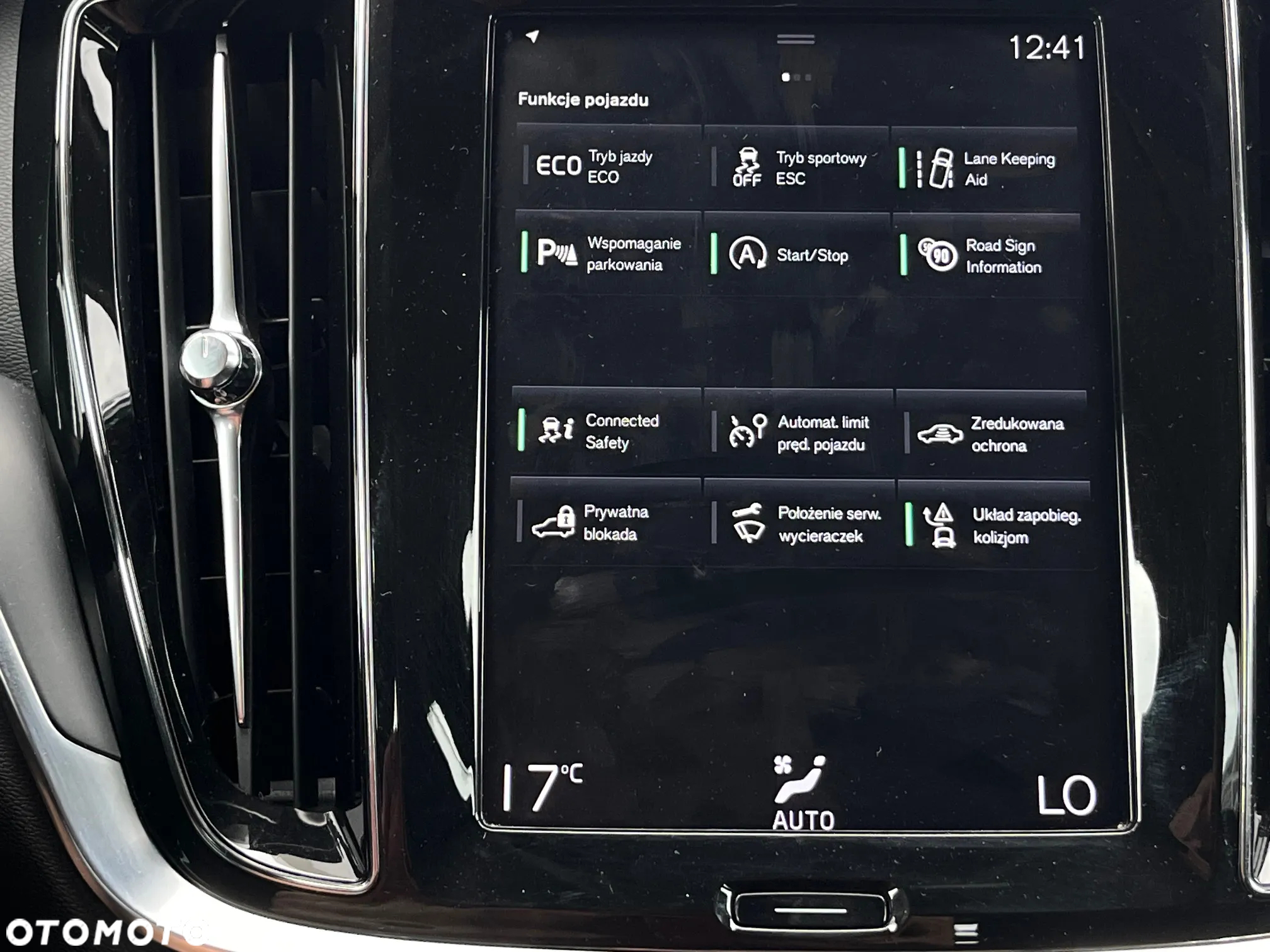 Volvo V60 D3 Momentum - 27