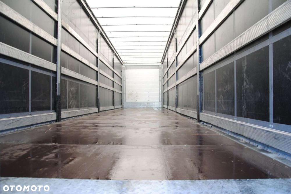 Schmitz Cargobull SCS kurtyna, podnoszona oś - 9