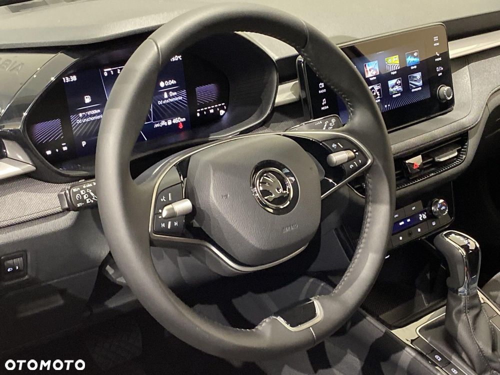 Skoda Fabia 1.0 TSI Selection DSG - 18