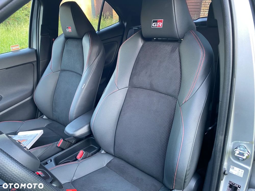 Toyota Yaris - 13