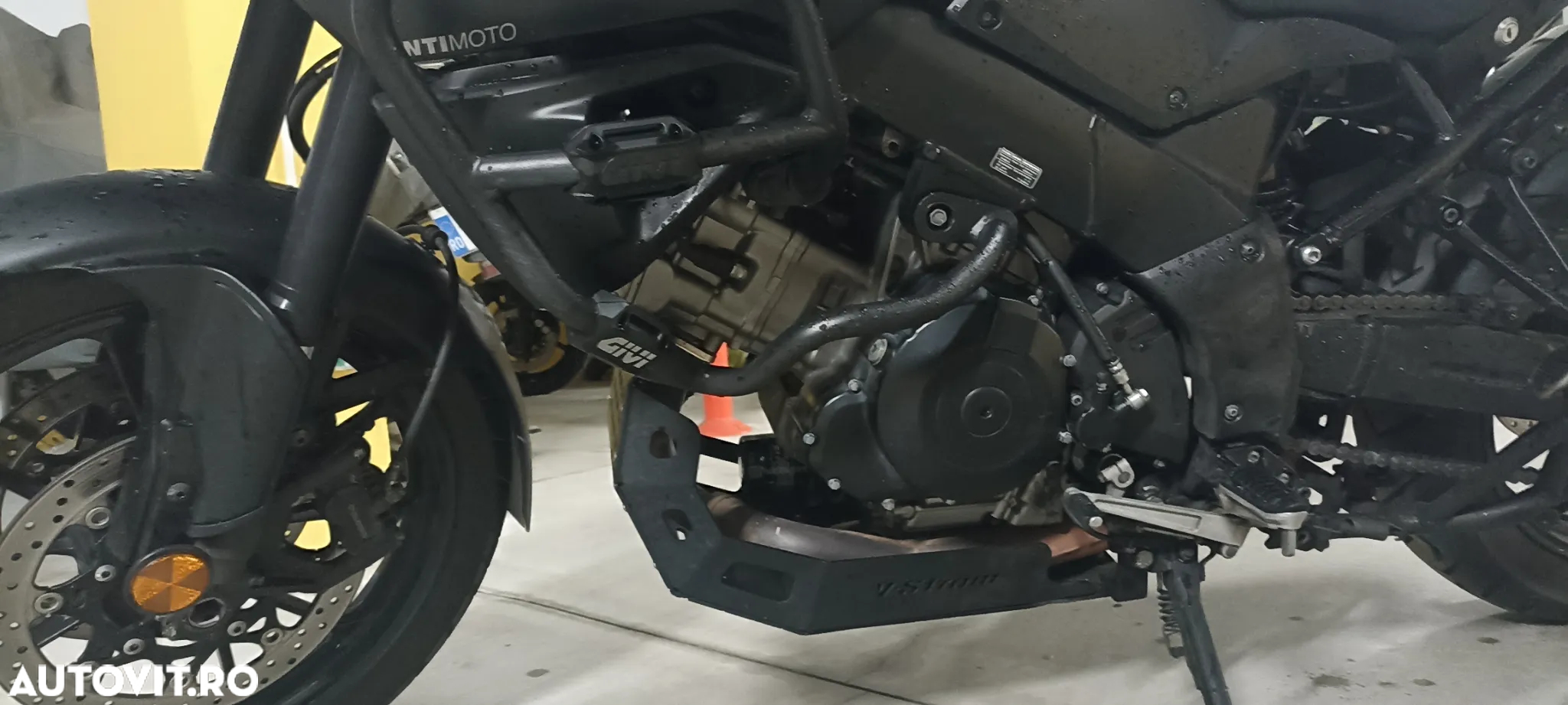 Suzuki DL 1000 V-Strom - 7