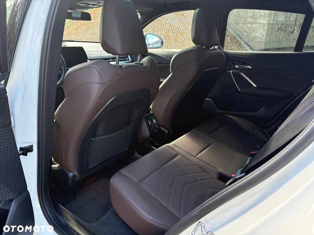 BMW X2 - 18