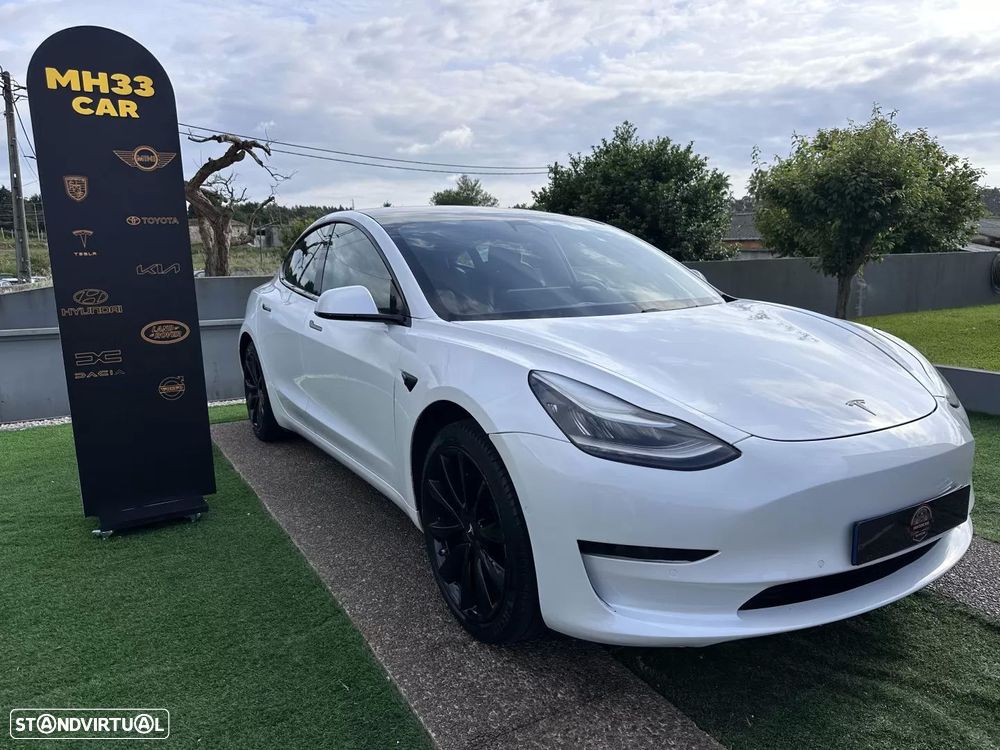 Tesla Model 3 Standard Range Plus RWD - 1