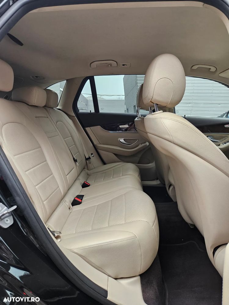 Mercedes-Benz GLC 220 d 4MATIC - 11
