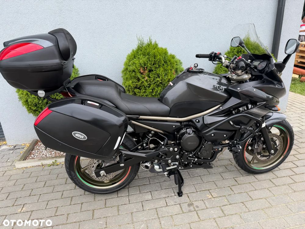 Yamaha XJ - 4