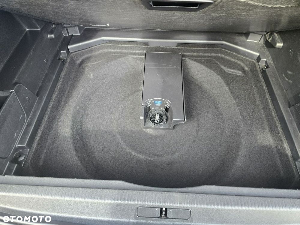 Peugeot 3008 PureTech 130 Stop & Start GPF EAT8 Allure Pack - 27