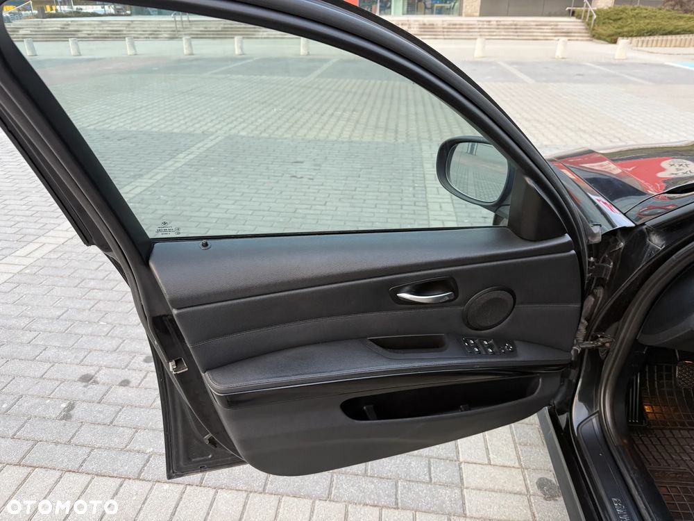 BMW Seria 3 316d - 16