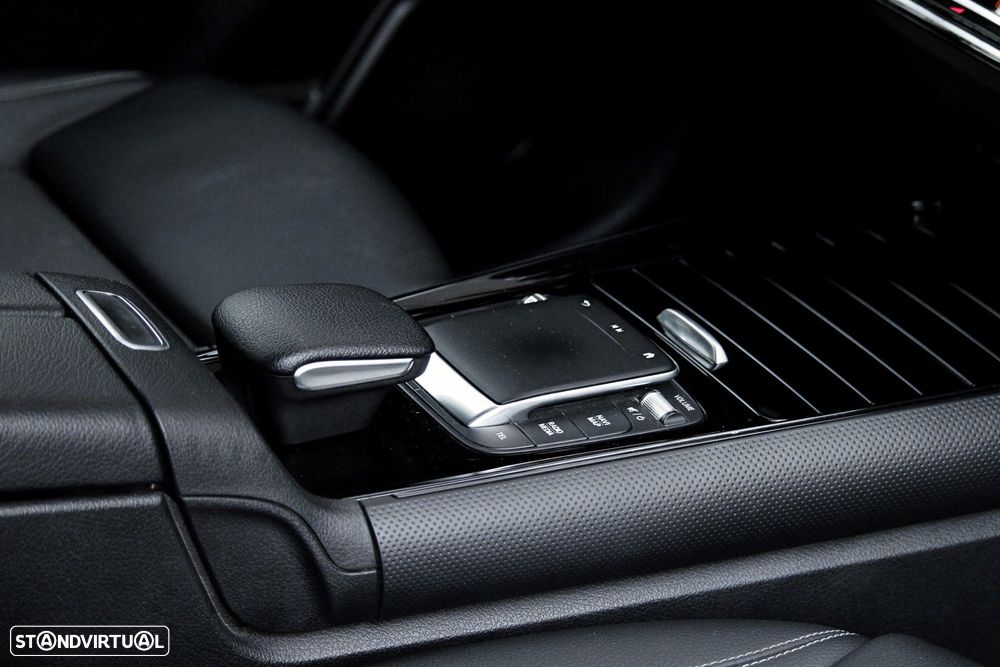 Mercedes-Benz GLB 200 d Progressive - 21