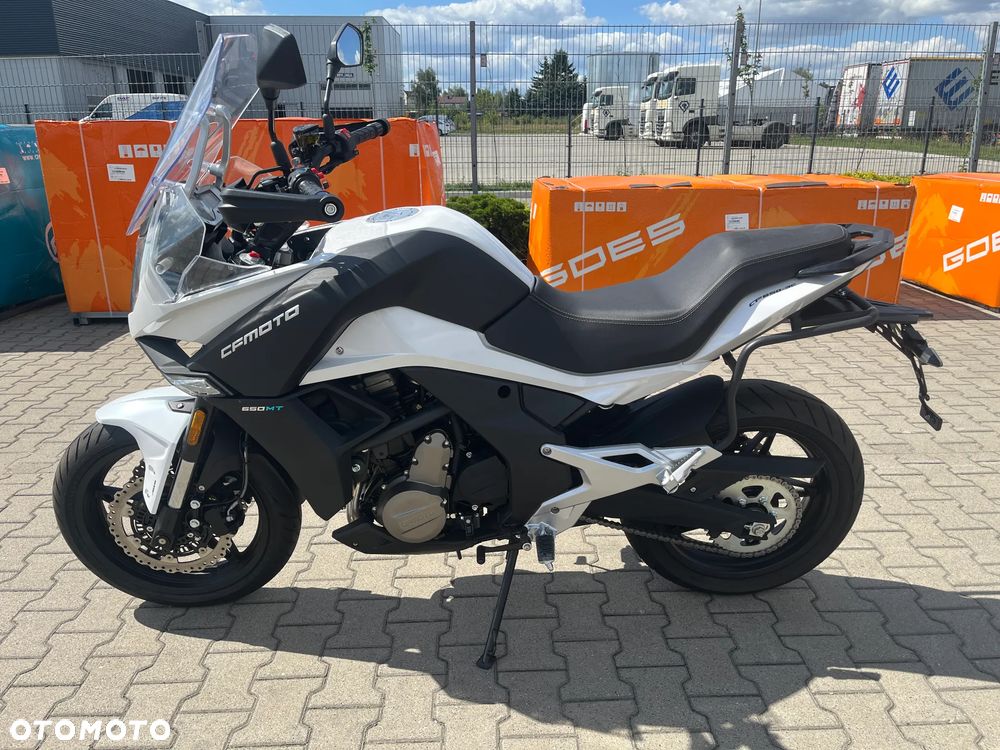 CFMoto 650 MT - 1