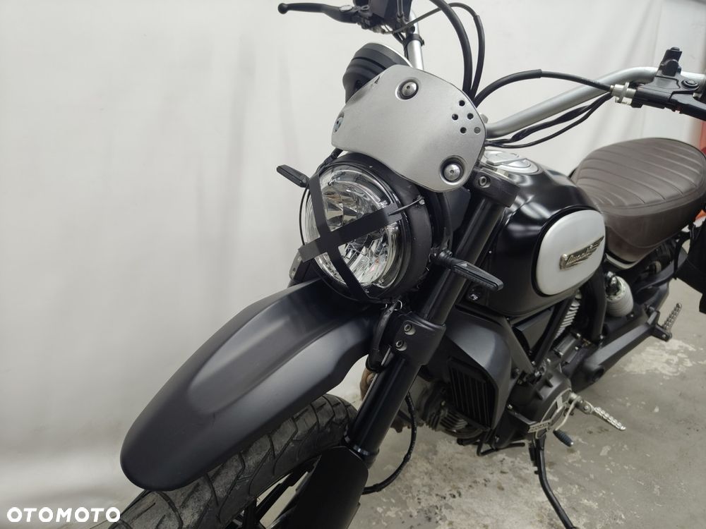 Ducati Scrambler - 18