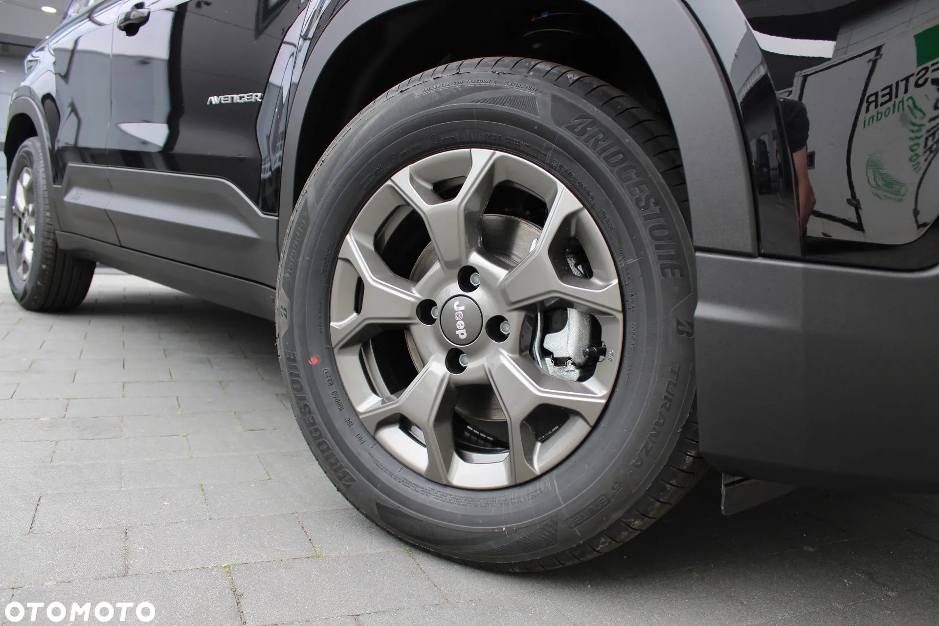 Jeep Avenger 1.2 GSE T3 Longitude FWD - 6