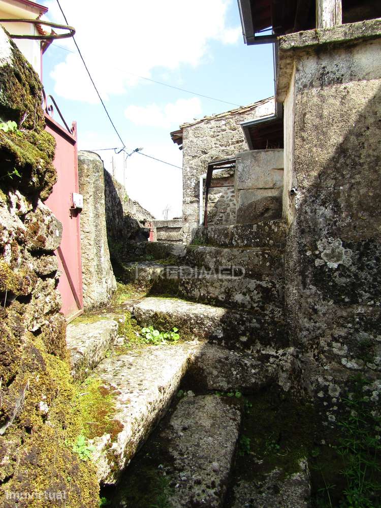 Moradia em Granito para Reabilitar em São Martinho – Trancoso - Grande imagem: 3/4