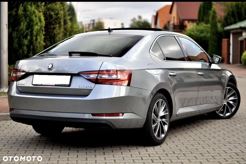 Skoda Superb 2.0 TDI 4x4 L&K DSG - 25