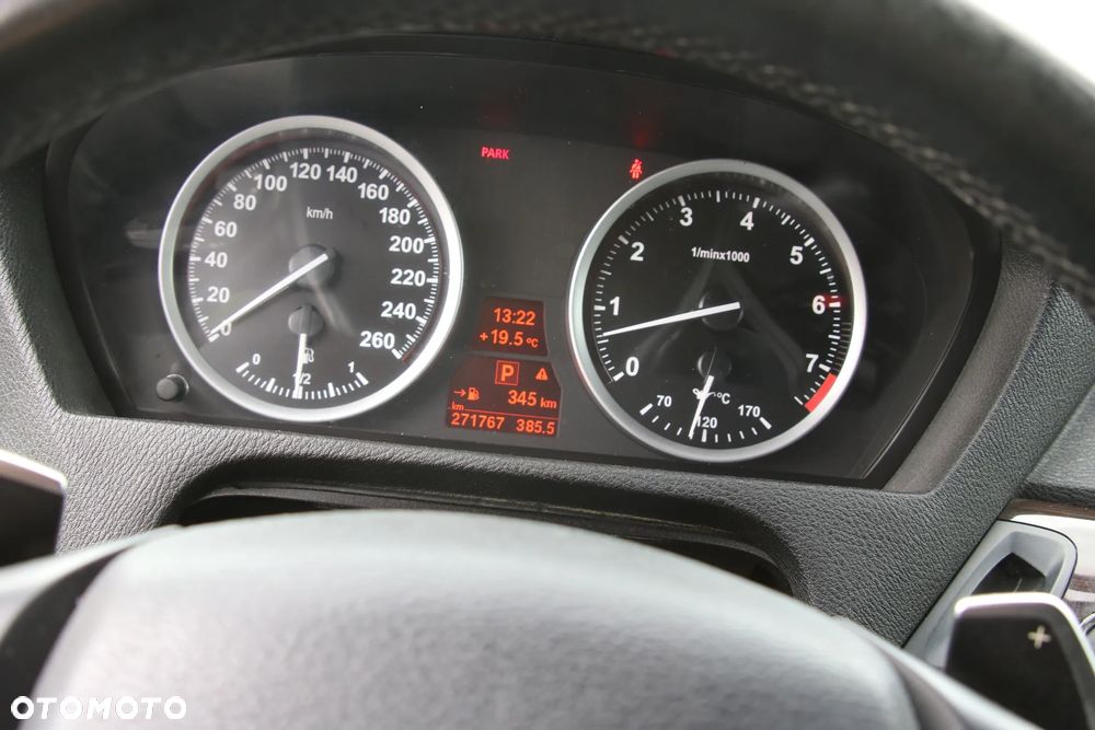 BMW X6 - 24