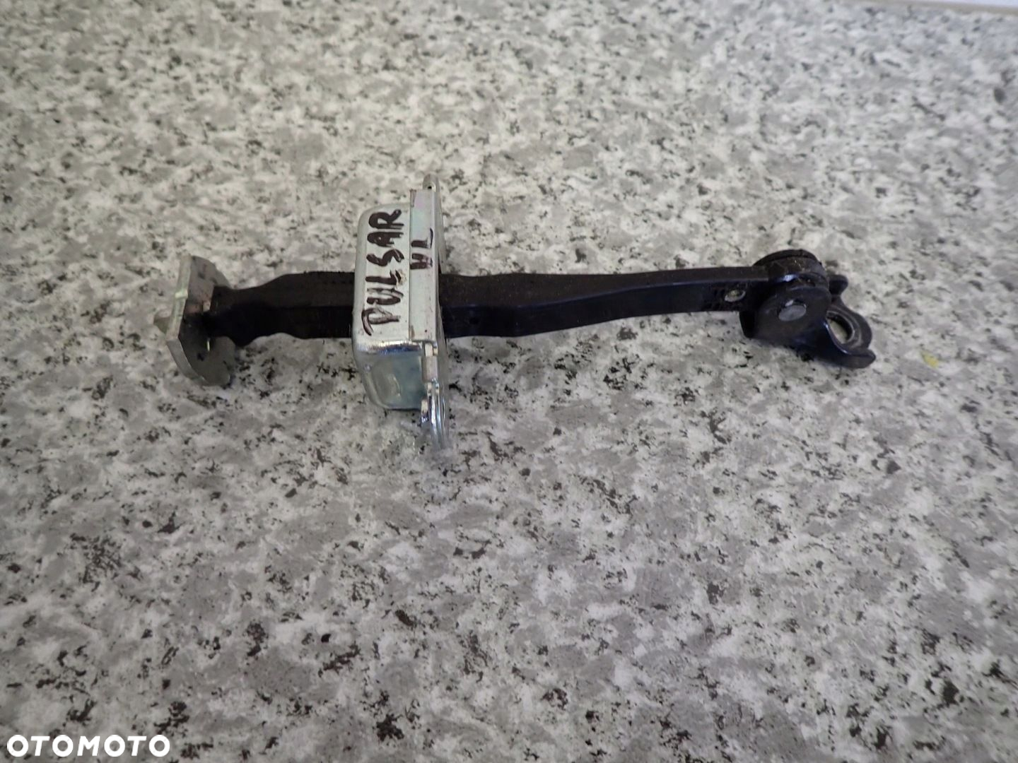 NISSAN PULSAR 14-18 OGRANICZNIK DRZWI PRZEDNICH LEWYCH - 3