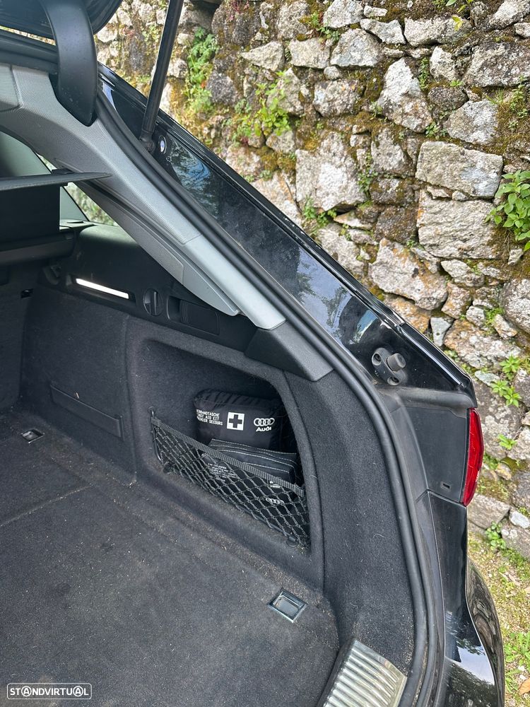 Audi A4 Avant 2.0 TDI Advance S tronic - 8